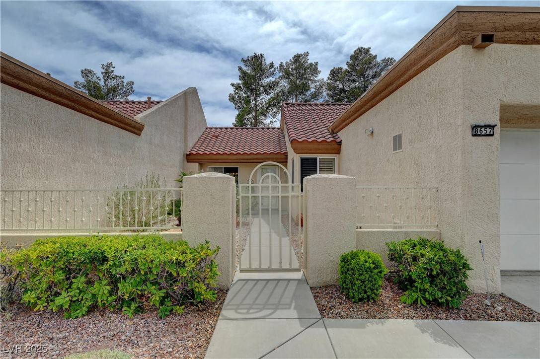 Las Vegas, NV 89134,8657 Prairie Hill DR