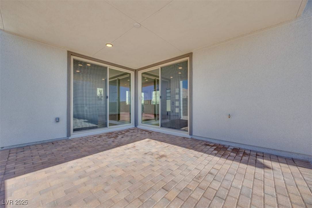 Las Vegas, NV 89138,991 Golden Summit Ave