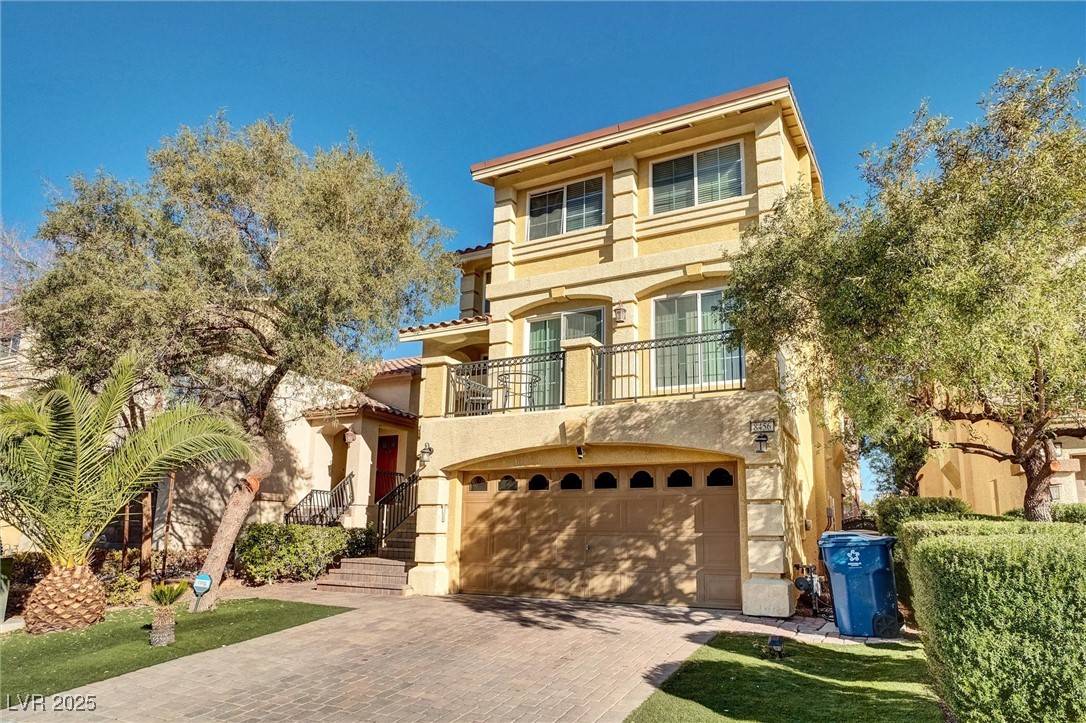 Las Vegas, NV 89139,8456 Blackstone Ridge CT
