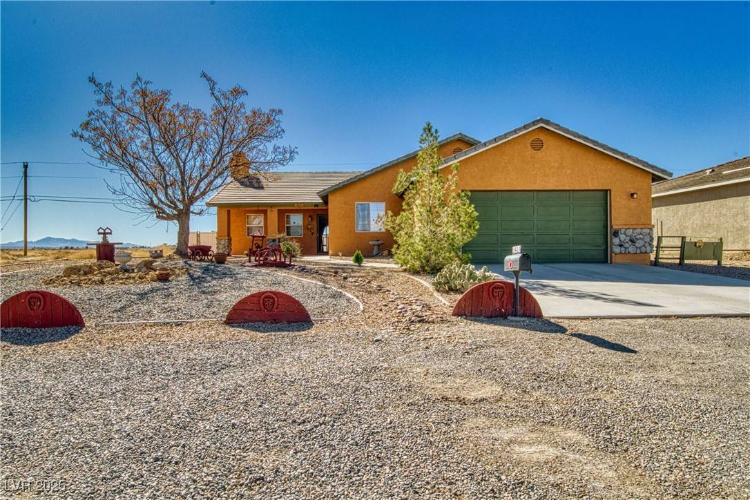 Pahrump, NV 89048,3424 Mount Charleston DR