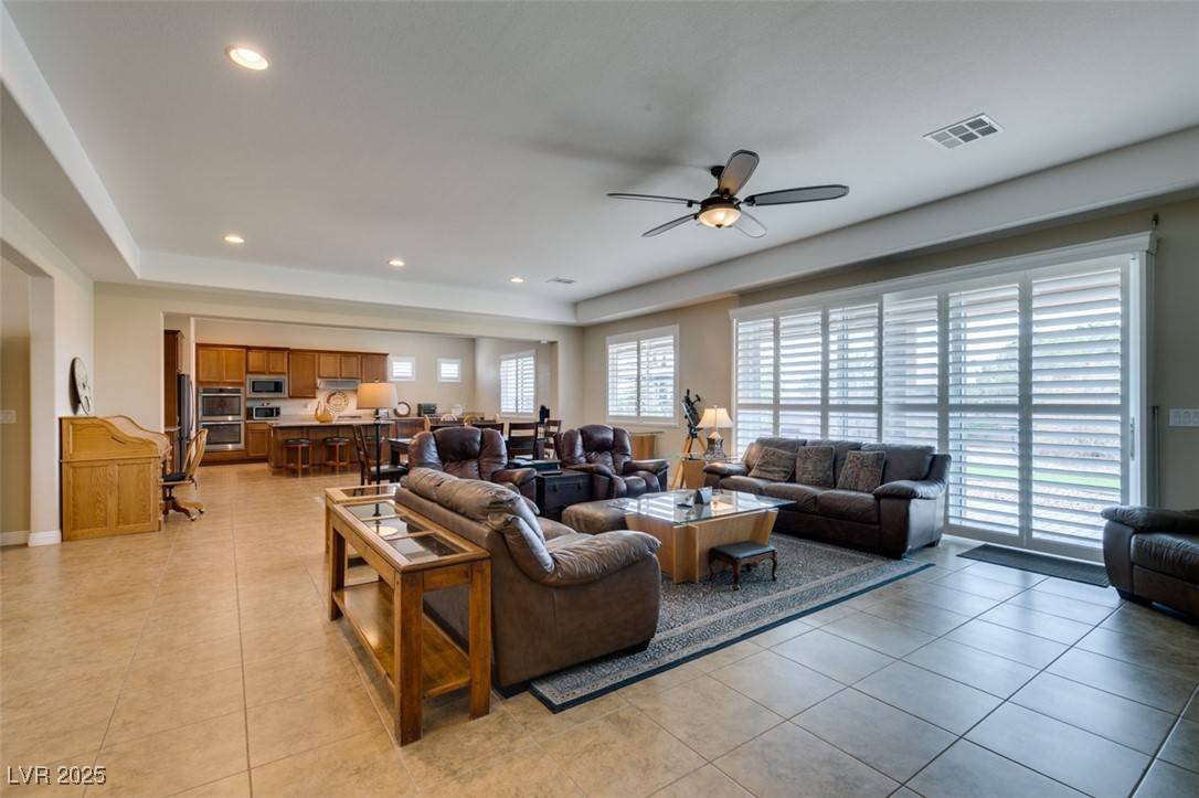 Las Vegas, NV 89149,9731 Addie Meadow CT