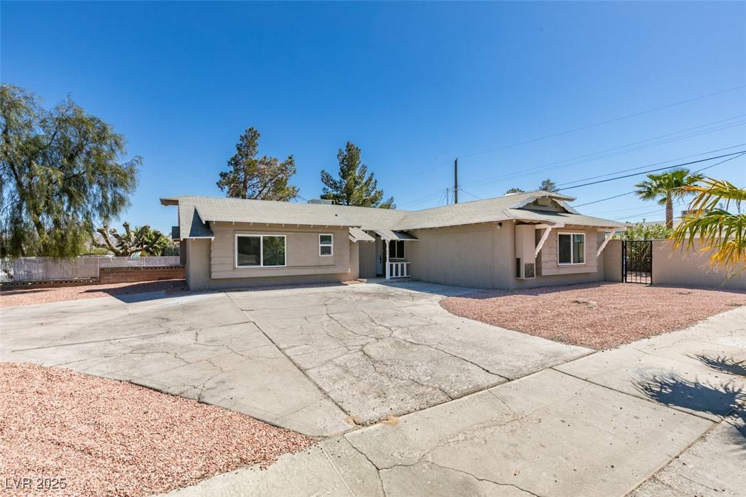 Las Vegas, NV 89104,1900 E Oakey BLVD