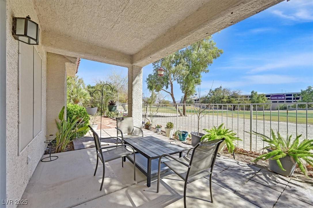 Las Vegas, NV 89149,4932 Forest Oaks DR