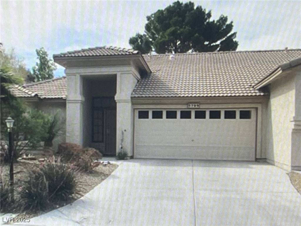 Las Vegas, NV 89130,5709 Colwood LN