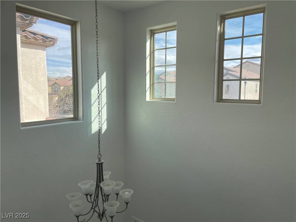 Henderson, NV 89011,953 Via Gandalfi