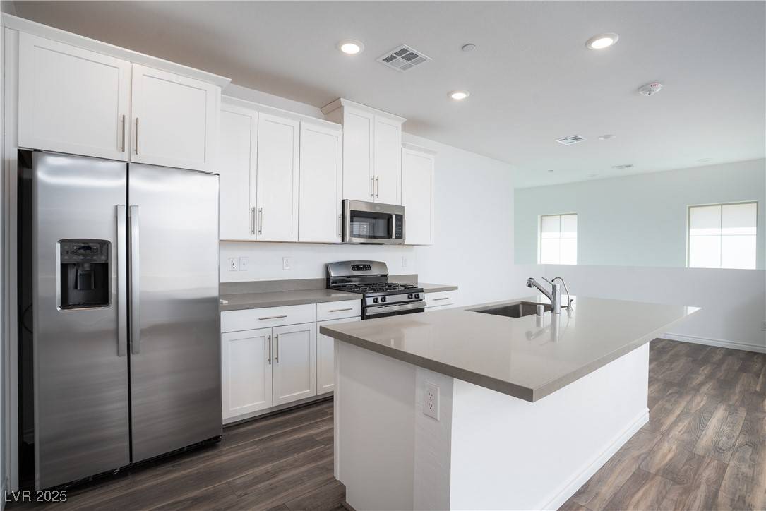 Las Vegas, NV 89138,600 N Carriage Hill DR #2174