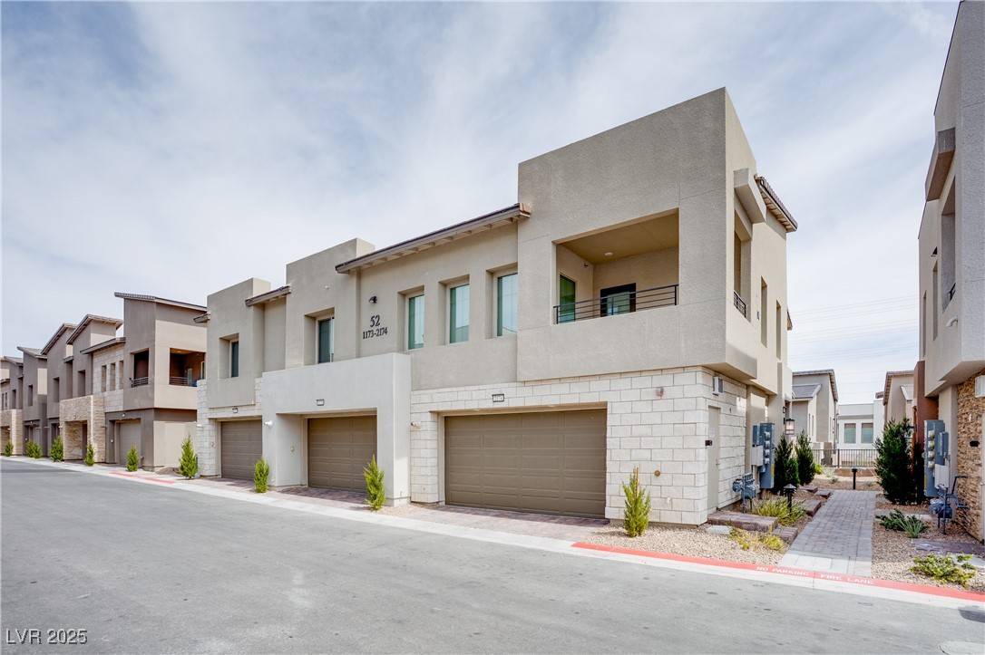 Las Vegas, NV 89138,600 N Carriage Hill DR #2174
