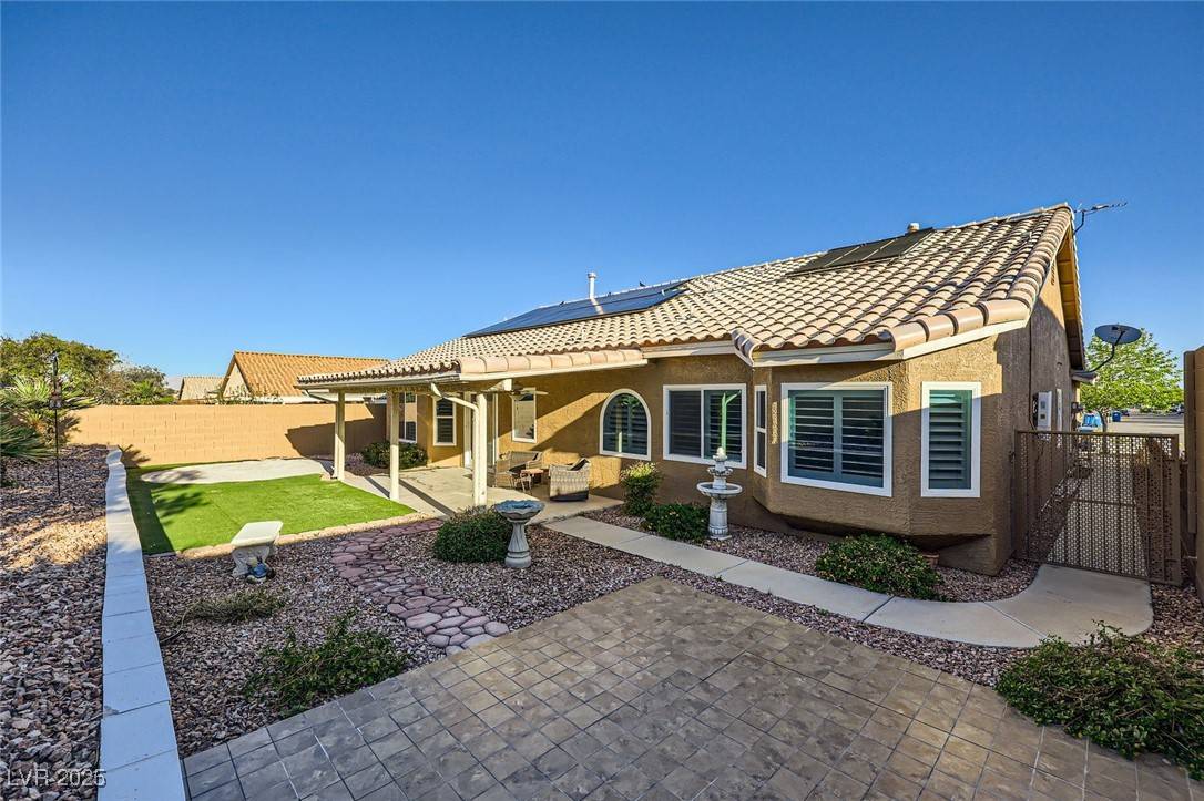 Henderson, NV 89015,917 Pigeon Forge AVE