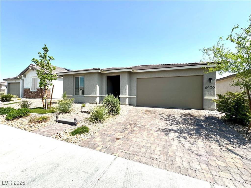 North Las Vegas, NV 89086,6436 Linden ST