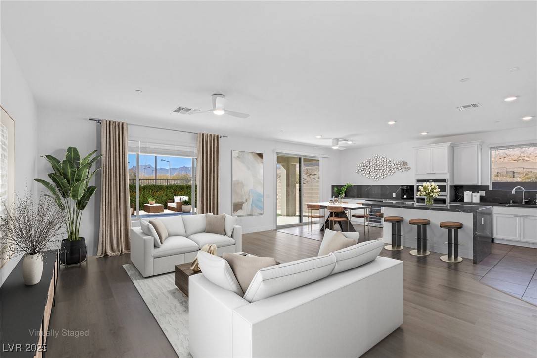 Las Vegas, NV 89138,12453 Foxtail Run AVE