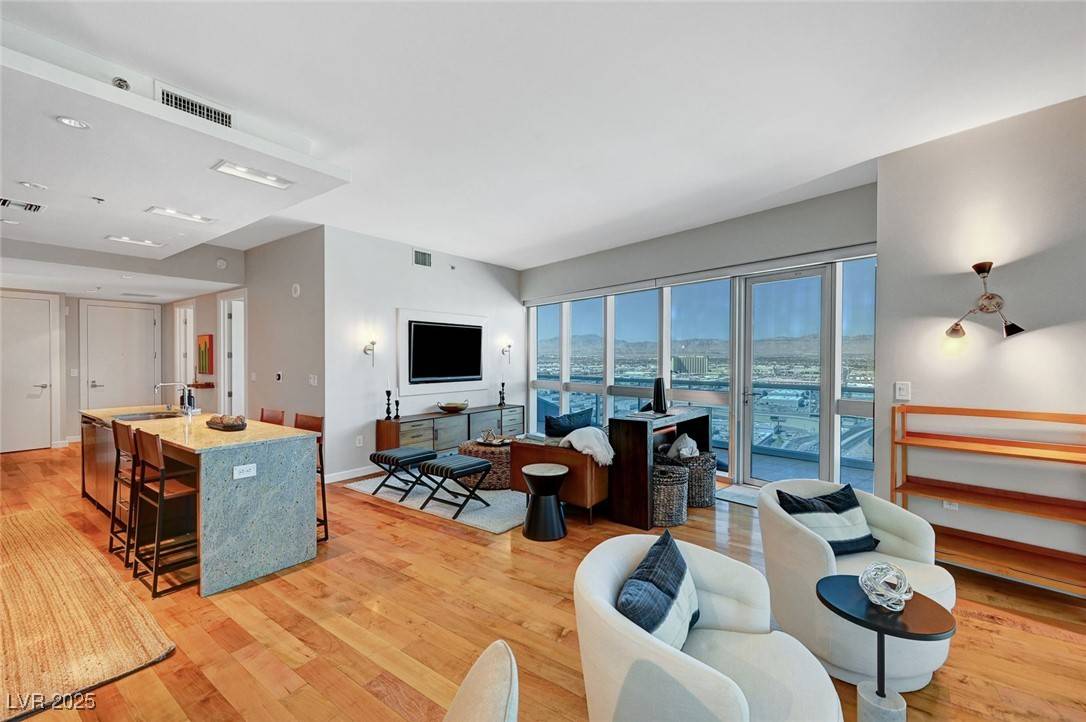 Las Vegas, NV 89103,4471 Dean Martin DR #2600