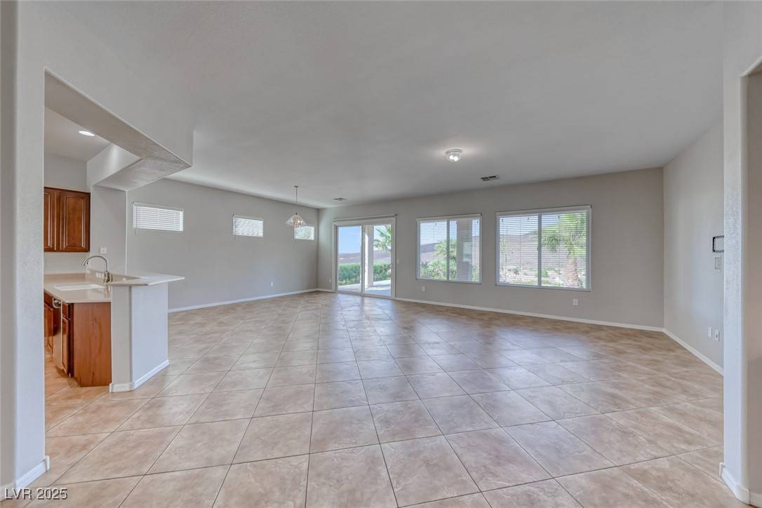 Henderson, NV 89044,2324 Orangeburg PL