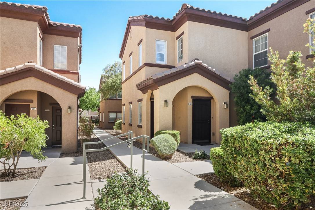 Las Vegas, NV 89113,7660 W Eldorado LN #128