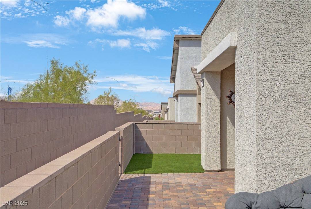 Henderson, NV 89015,333 Aravalli Crest ST