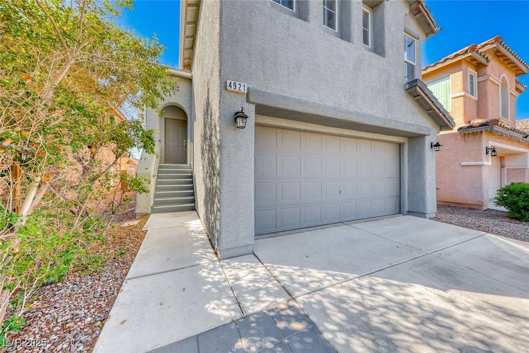 Las Vegas, NV 89131,4921 Lazy Day CT