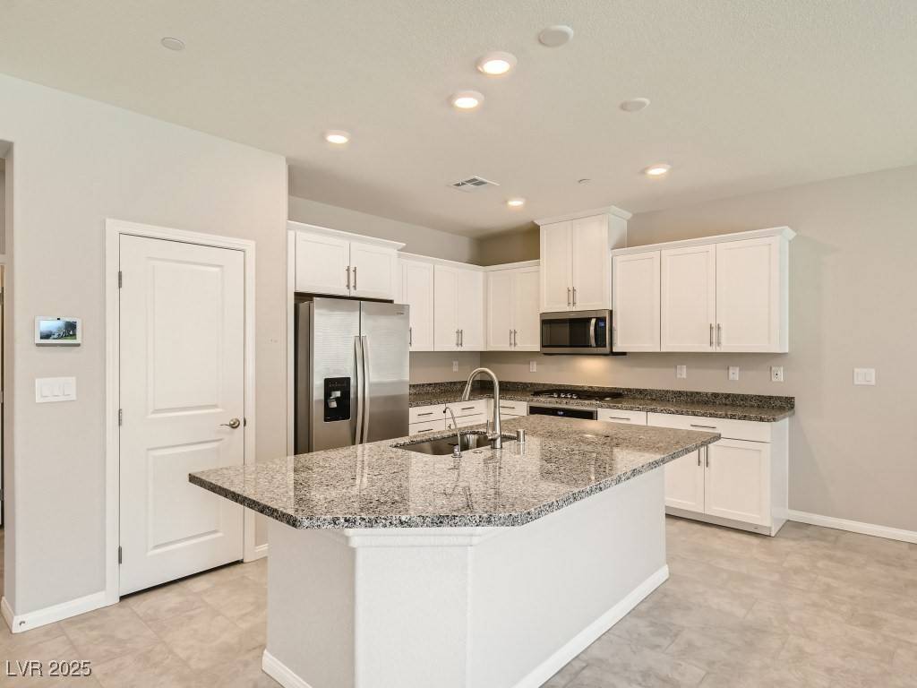 Las Vegas, NV 89129,10748 Wild Poppy AVE