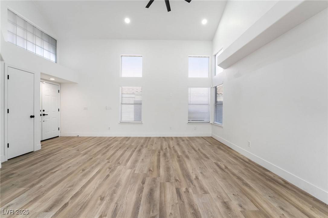 Henderson, NV 89074,80 Sea Holly WAY