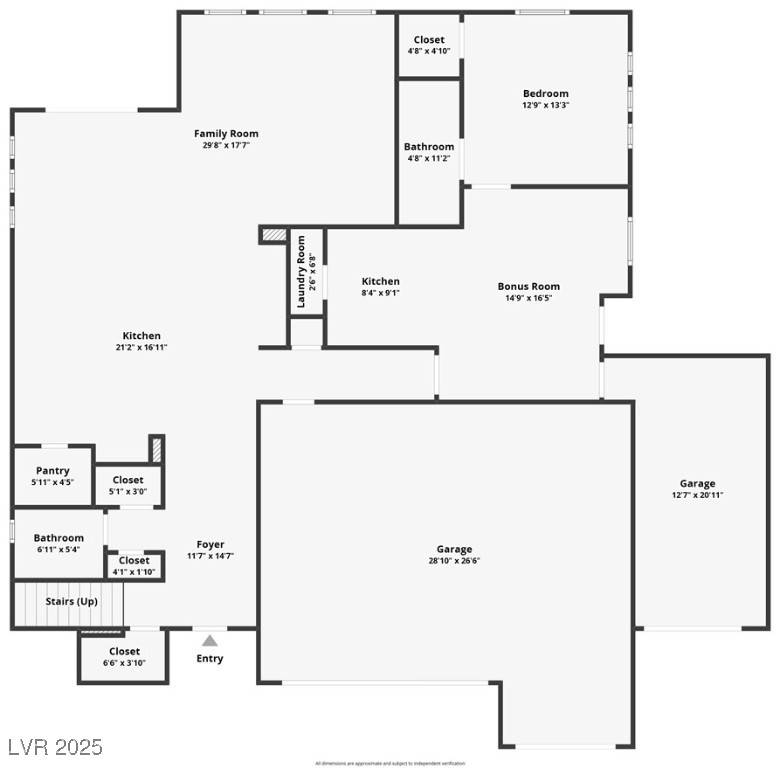 Las Vegas, NV 89117,7736 Tioga Ridge CT