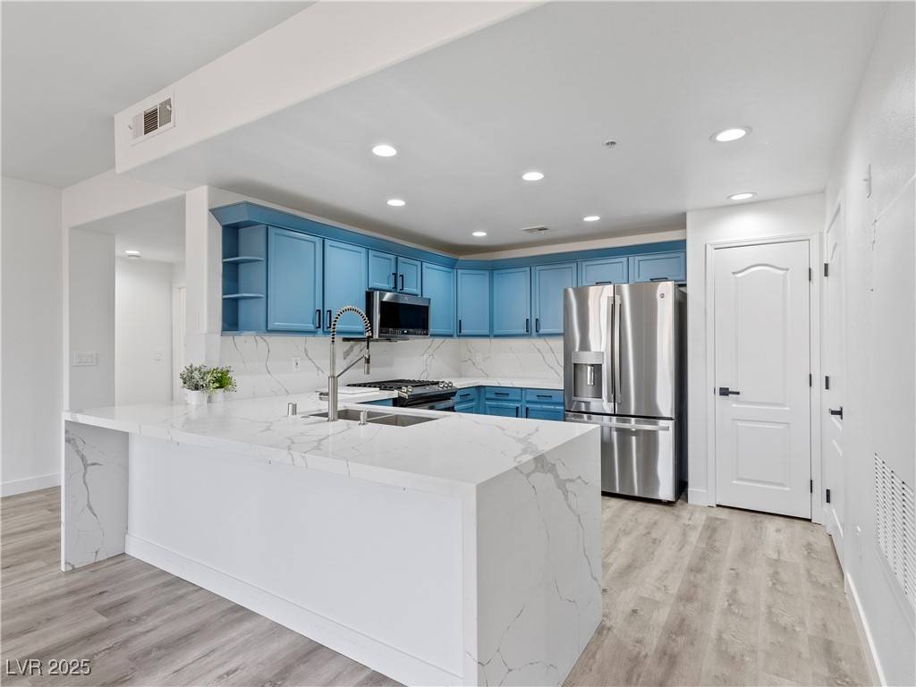 Henderson, NV 89074,2325 Windmill Pkwy #1711