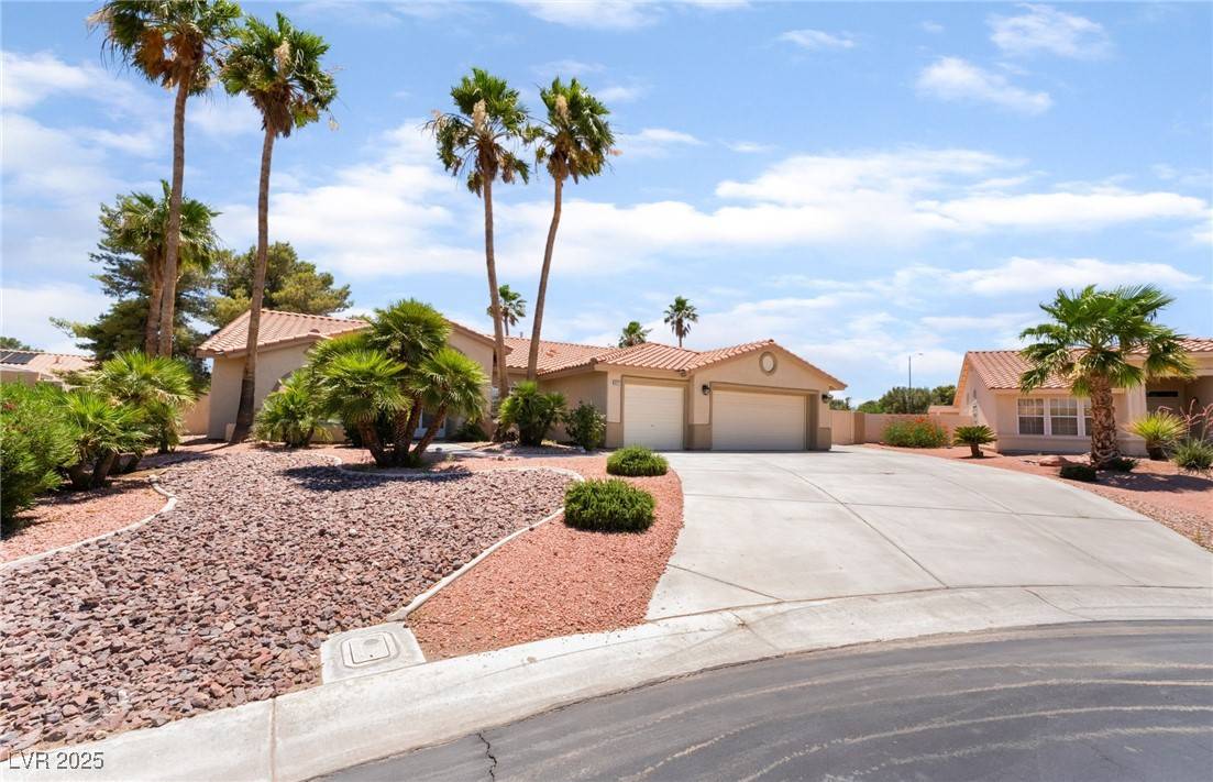 Las Vegas, NV 89130,5217 Cold River AVE