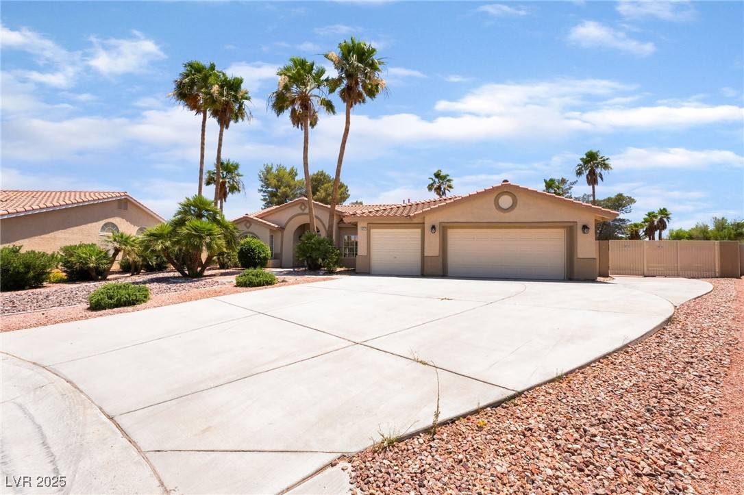 Las Vegas, NV 89130,5217 Cold River AVE
