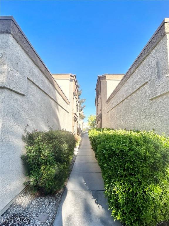 Las Vegas, NV 89129,3672 Angela Robin ST #202