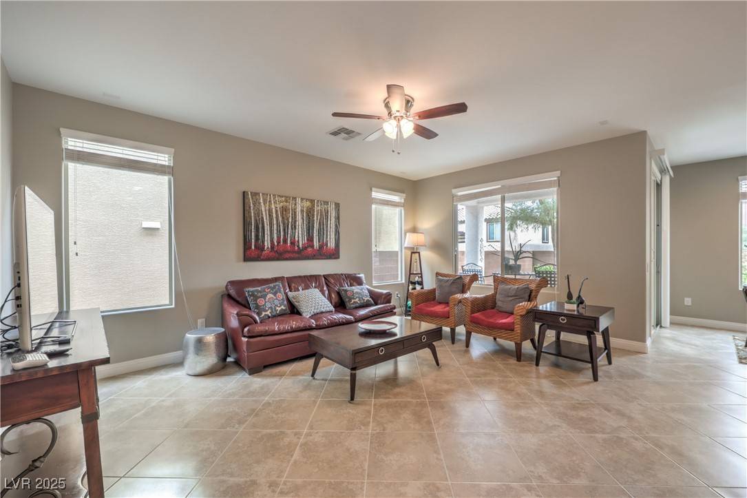 Las Vegas, NV 89179,10960 PRAIRIE GROVE RD