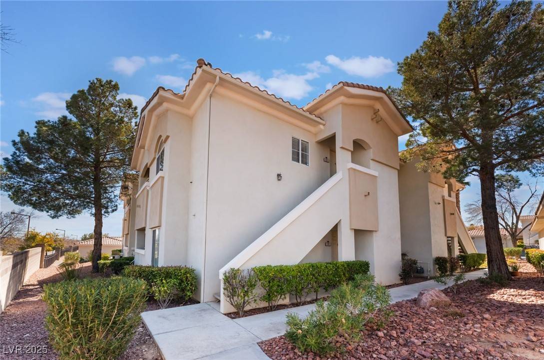 Las Vegas, NV 89144,10100 Jacob PL #204