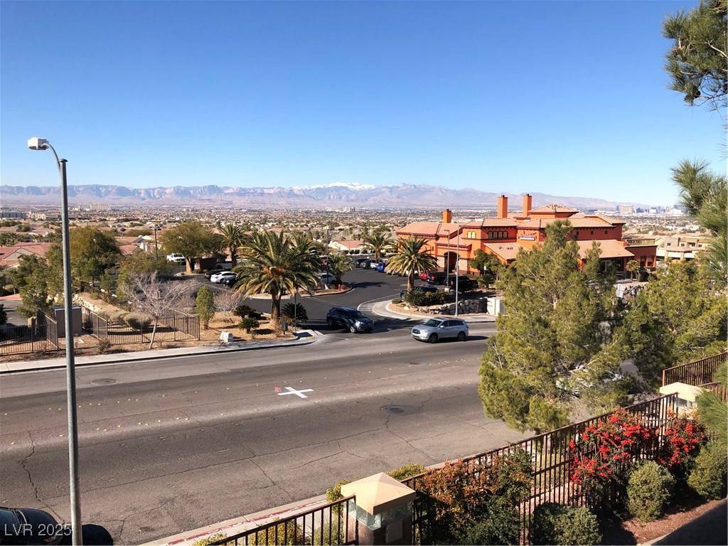 Henderson, NV 89052,700 CARNEGIE ST #121