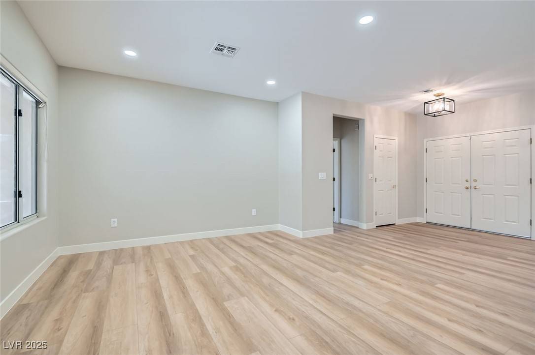 Henderson, NV 89052,3017 Walnut Park CT