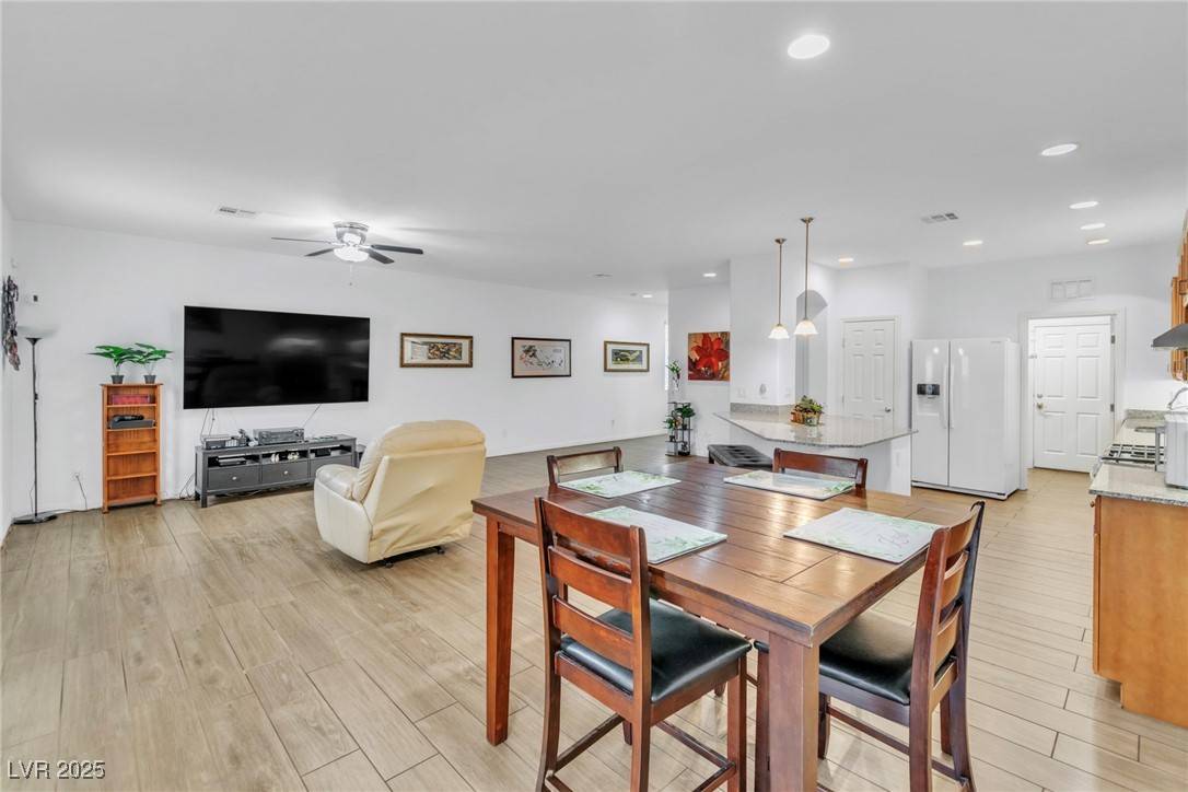 Las Vegas, NV 89139,8117 Discovery Point ST