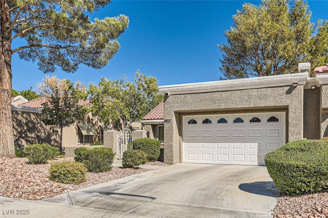 Las Vegas, NV 89134,8628 Desert Holly DR