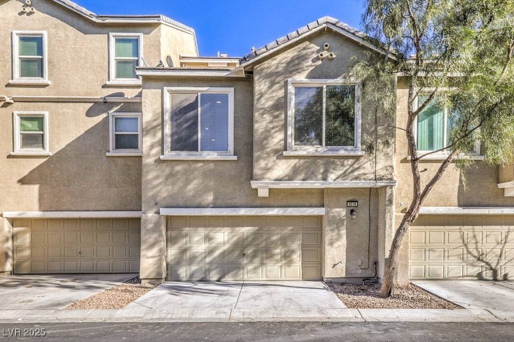 Las Vegas, NV 89115,4516 Townwall ST
