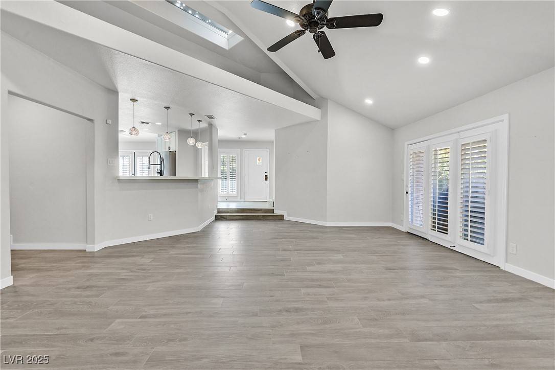 Las Vegas, NV 89113,7356 Mission Hills DR