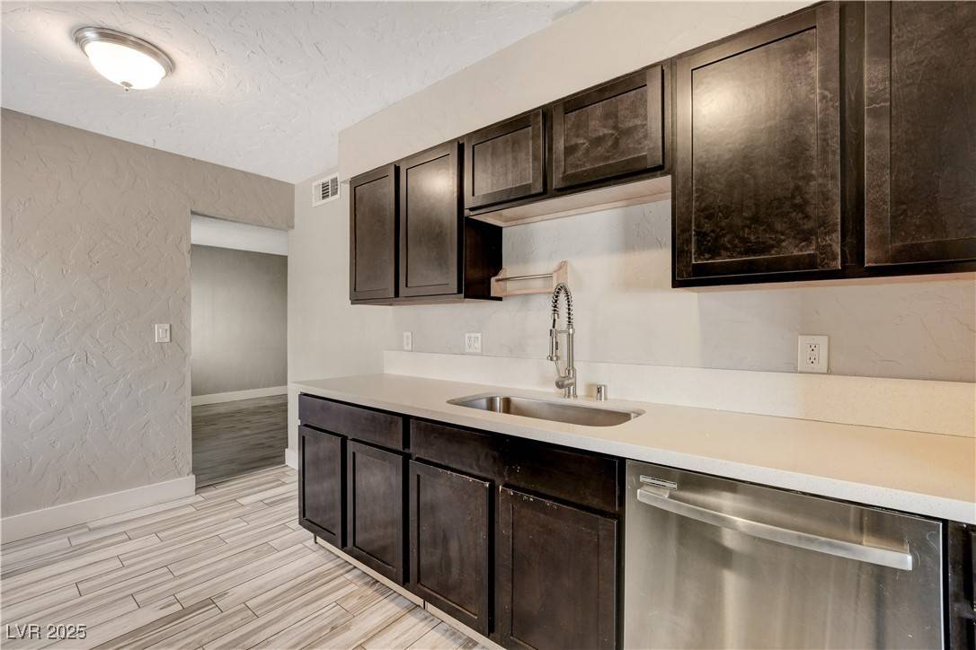 North Las Vegas, NV 89030,2641 Arrowhead ST