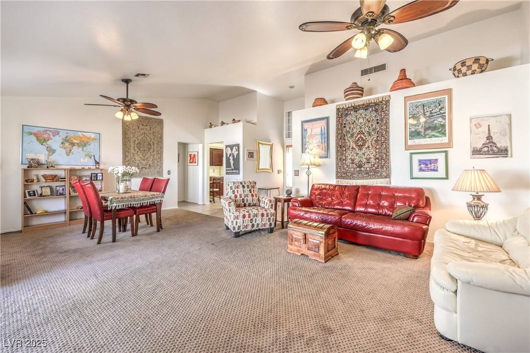 Las Vegas, NV 89134,8552 DESERT HOLLY DR