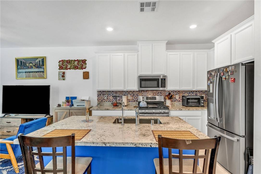 Las Vegas, NV 89131,7364 N Decatur BLVD #4