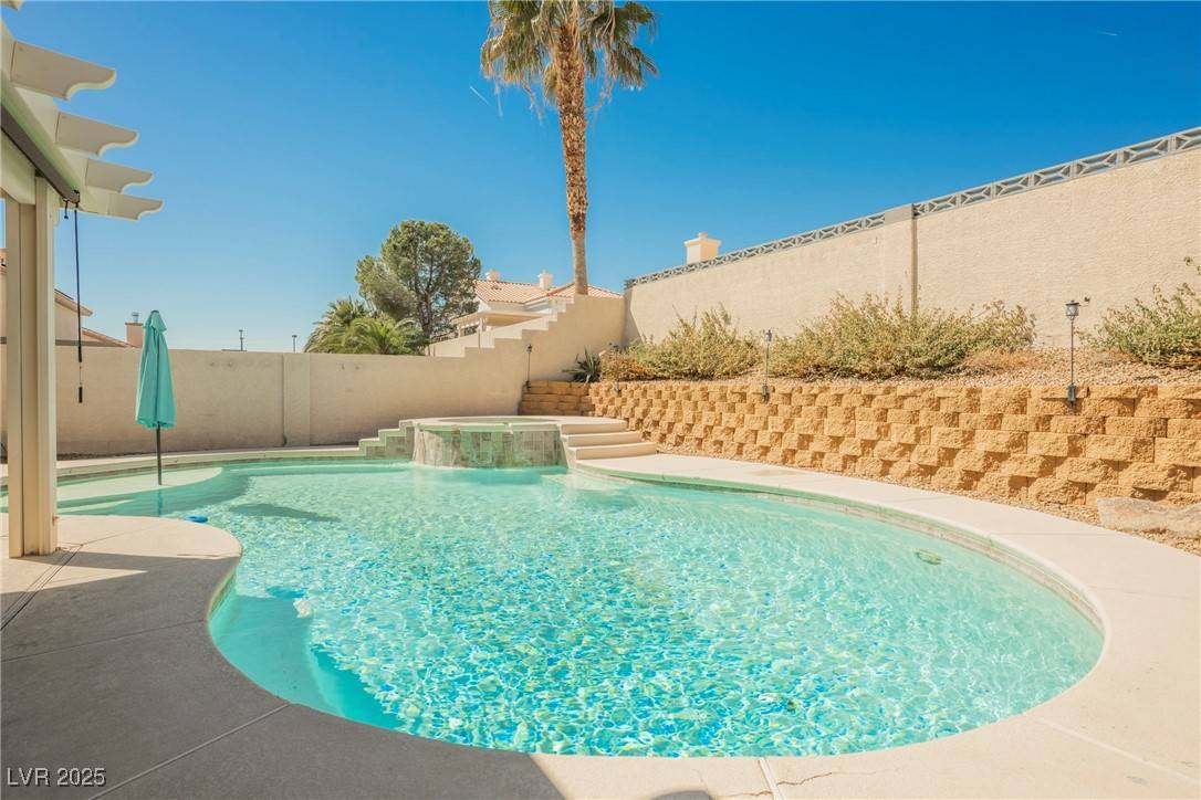 Las Vegas, NV 89147,3961 Equinox CT