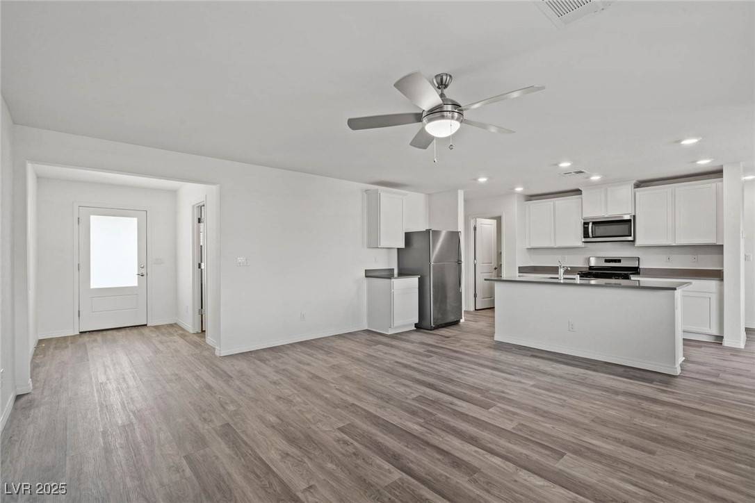 North Las Vegas, NV 89032,1701 Desert Path AVE