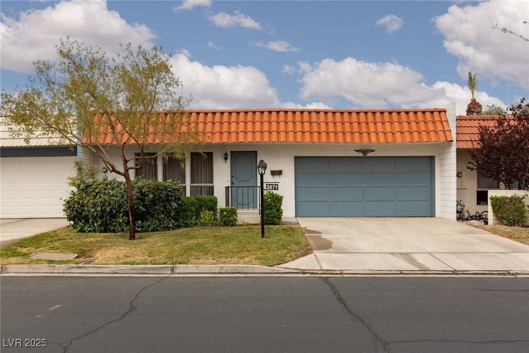 Las Vegas, NV 89121,3871 Sinclair ST