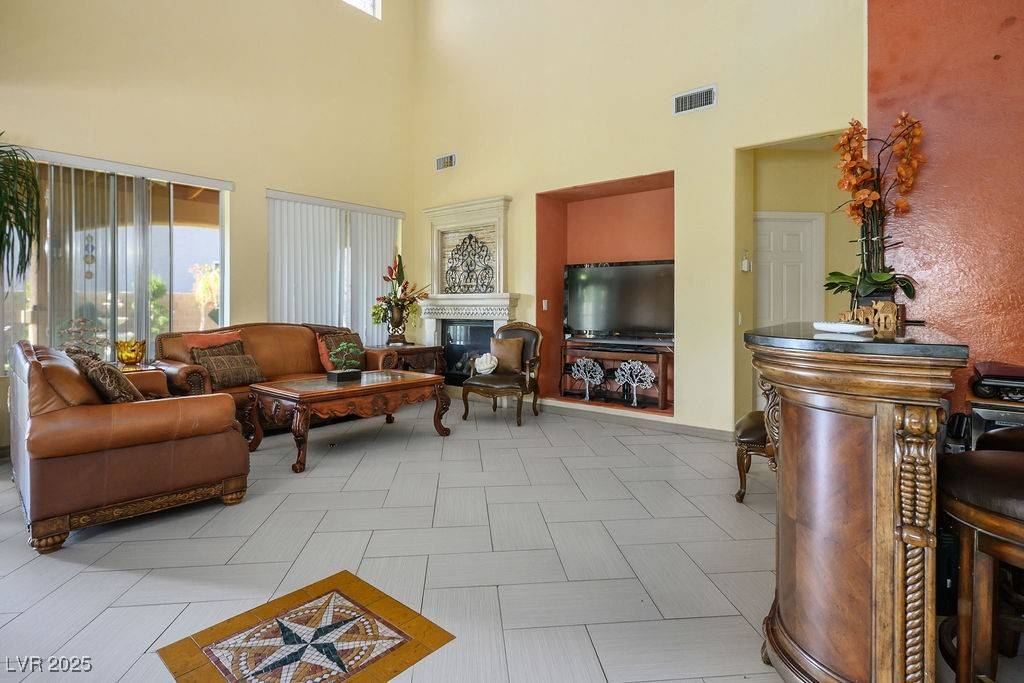 Henderson, NV 89002,948 Mill Run Creek AVE