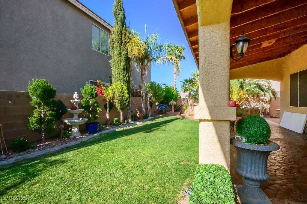 Henderson, NV 89002,948 Mill Run Creek AVE