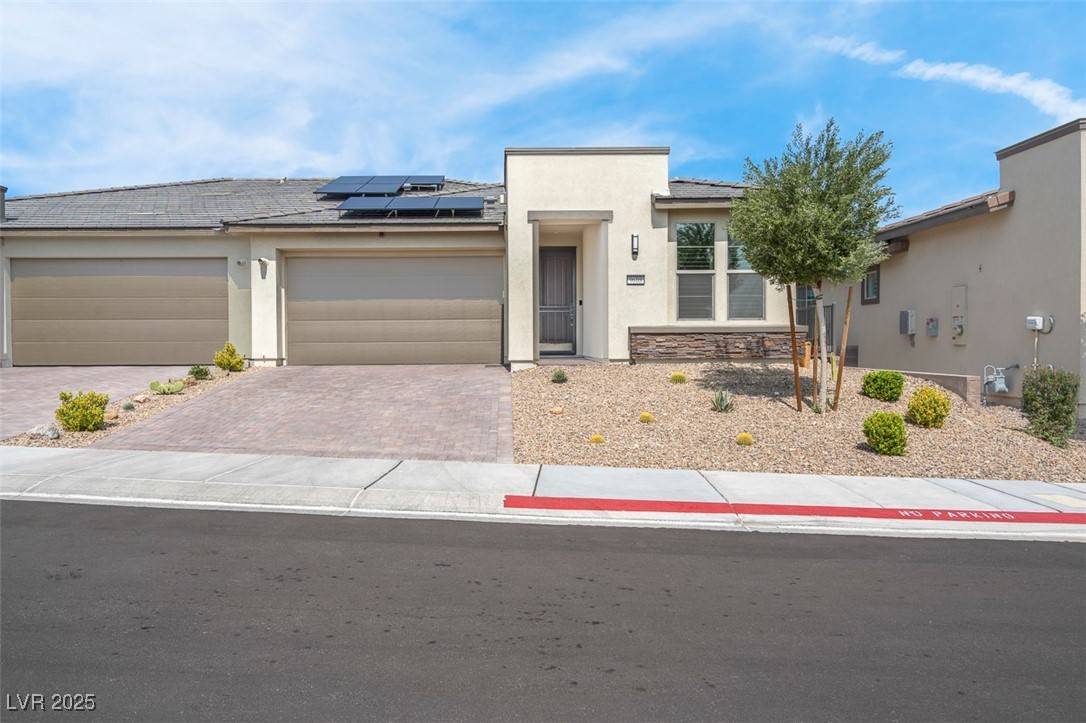 Las Vegas, NV 89143,9608 Bloodstone LN