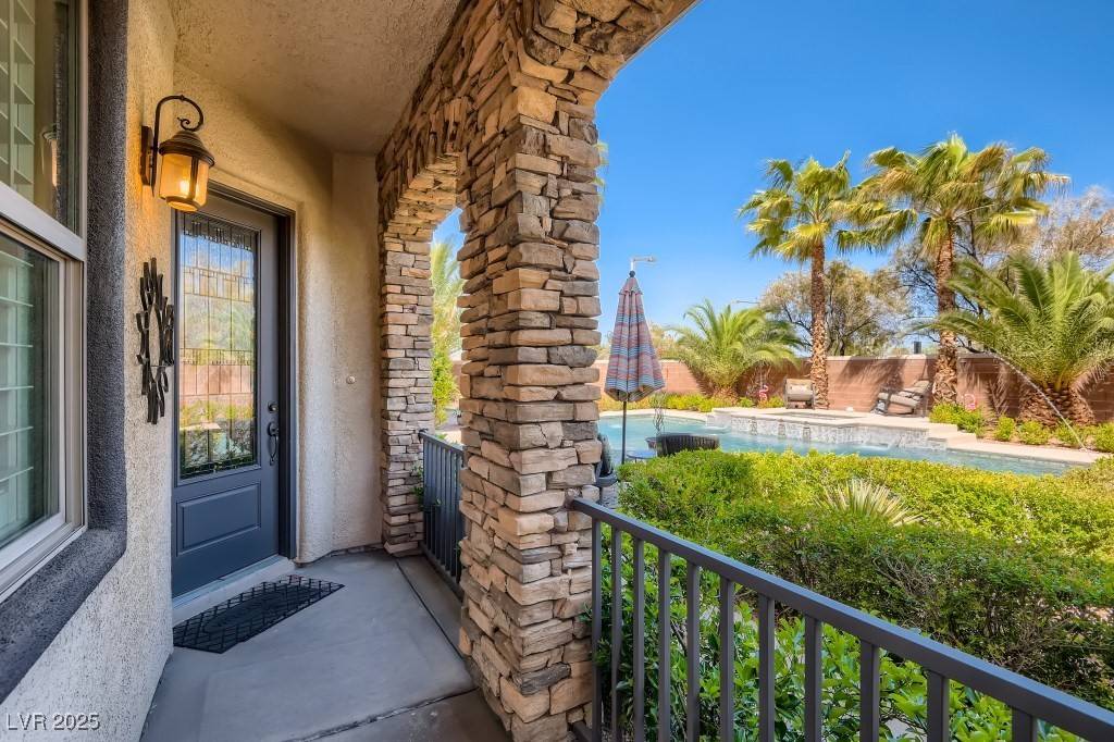 Las Vegas, NV 89138,1041 Baronet DR