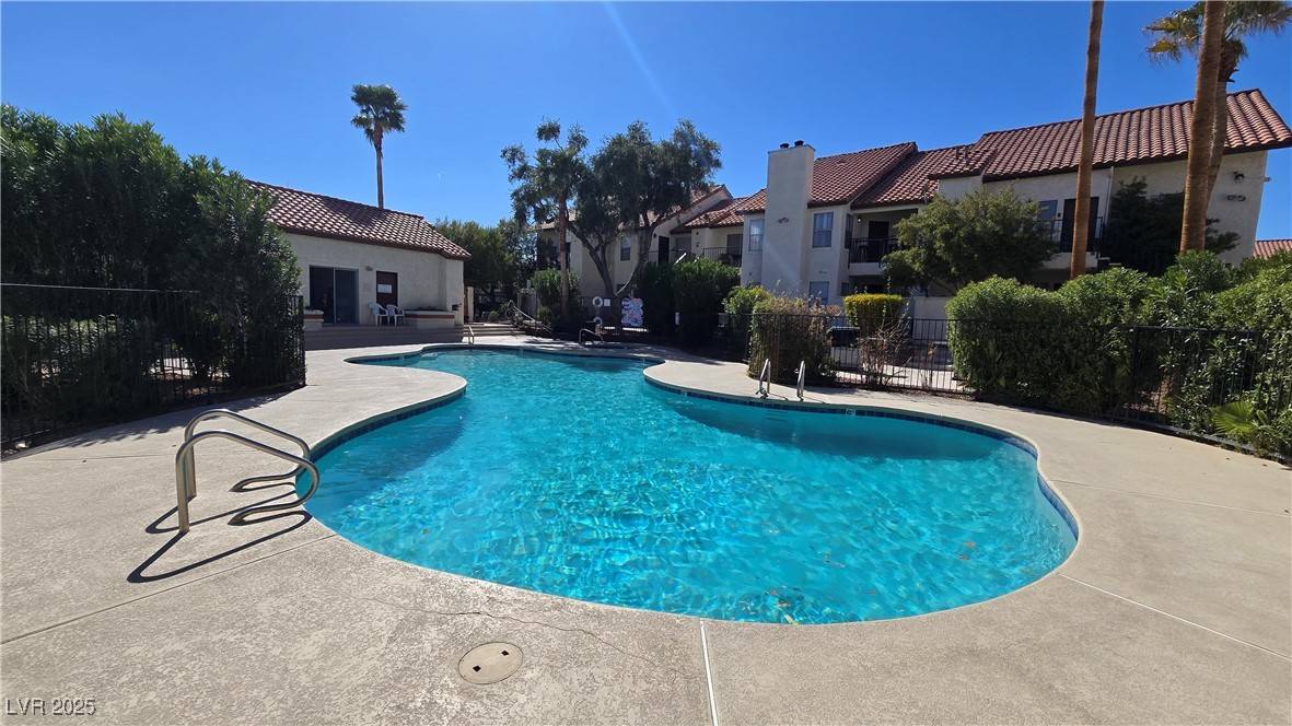 Las Vegas, NV 89103,3609 Melonies DR #91