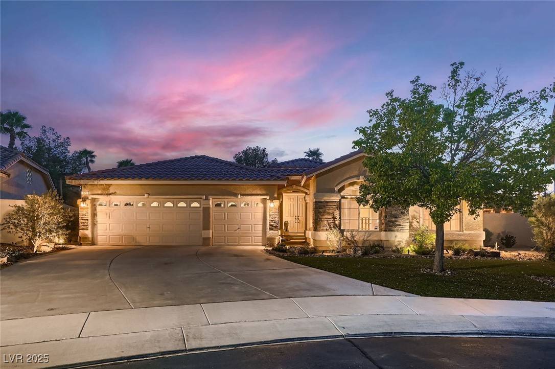 Las Vegas, NV 89148,379 Fynn Valley DR