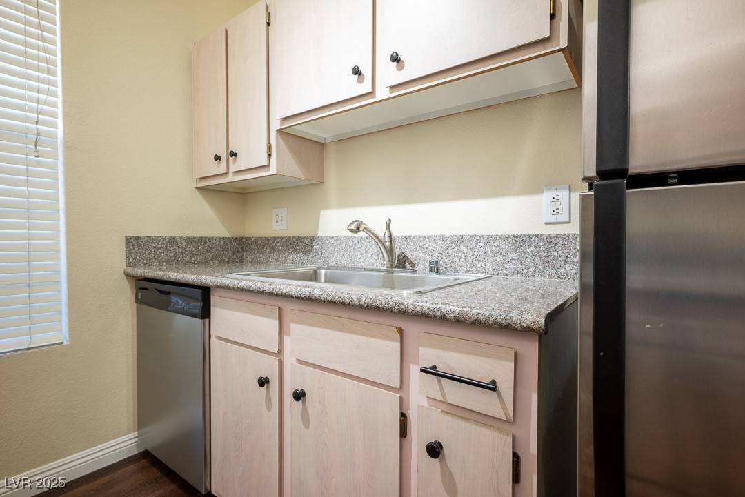 Henderson, NV 89012,231 W Horizon Ridge Pkwy #314