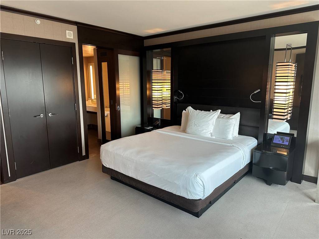 Las Vegas, NV 89158,2600 W Harmon AVE #25019