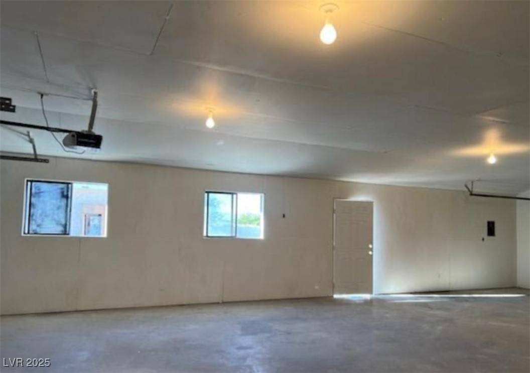 Indian Springs, NV 89018,664 Sky RD