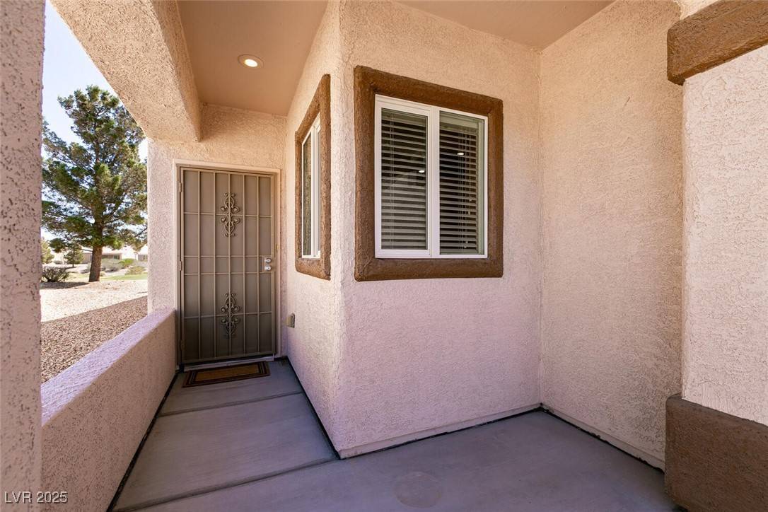North Las Vegas, NV 89084,7824 Pine Warbler WAY